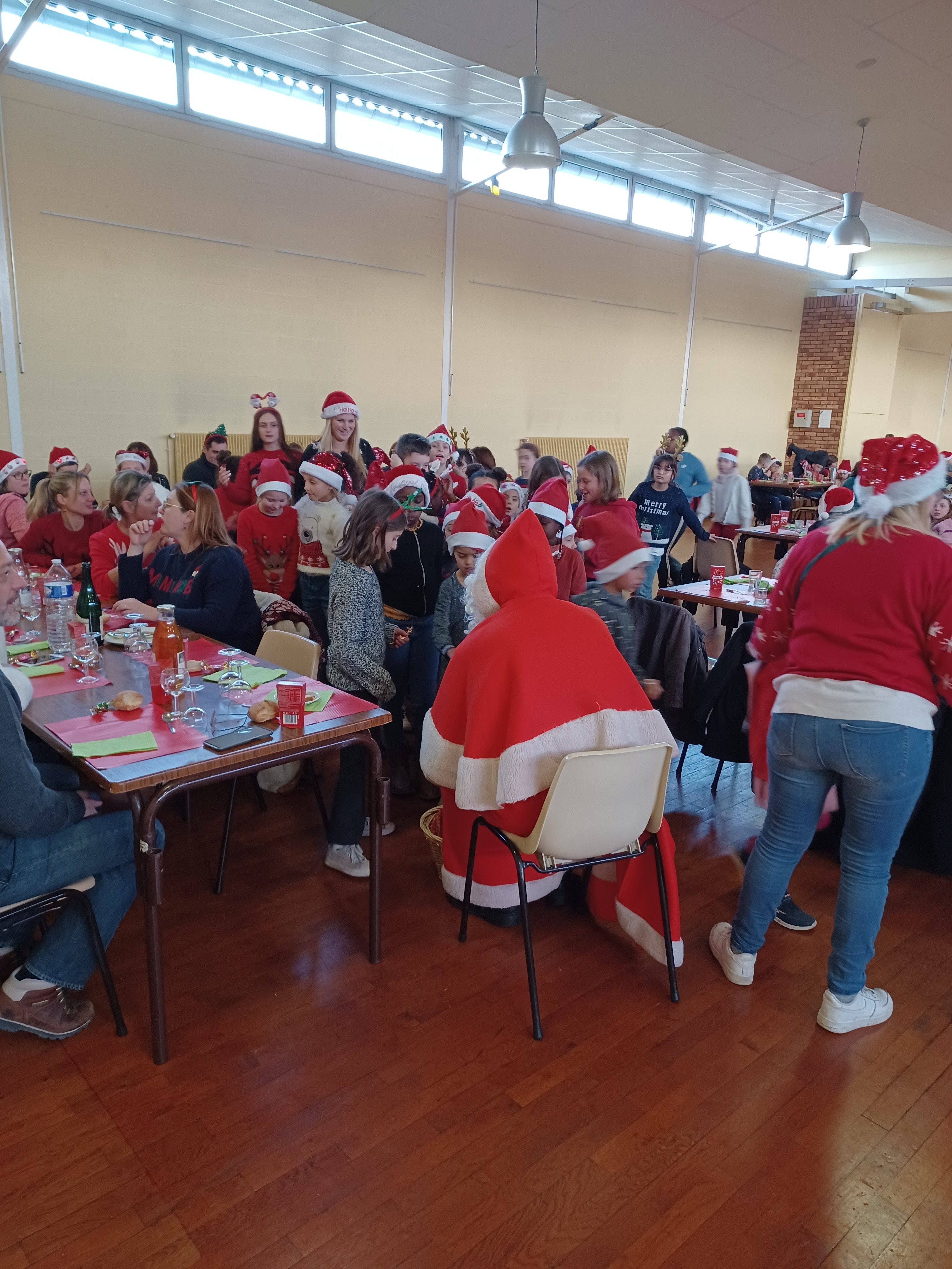 Le Père Noël dans nos écoles