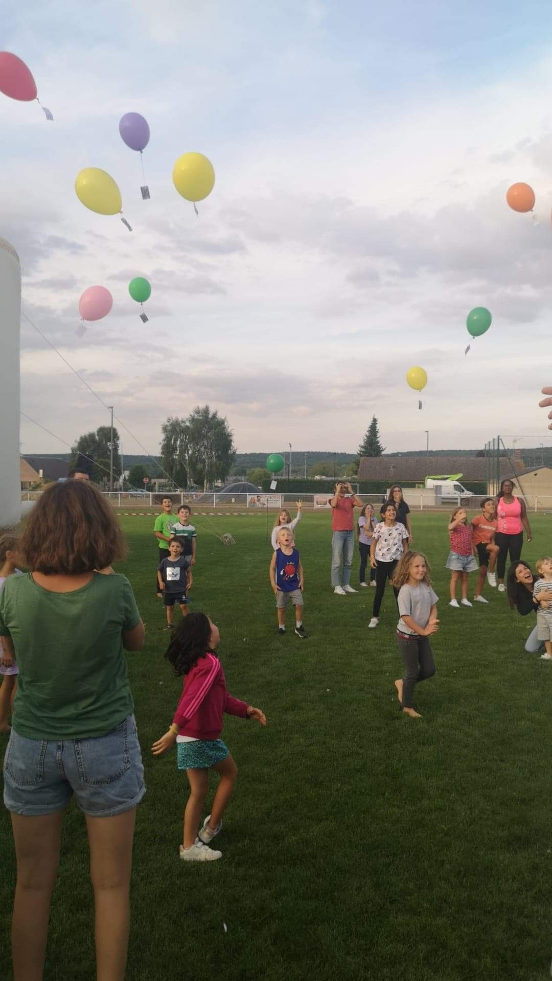 28 août Lâcher de ballons pour la Paix dans le Monde