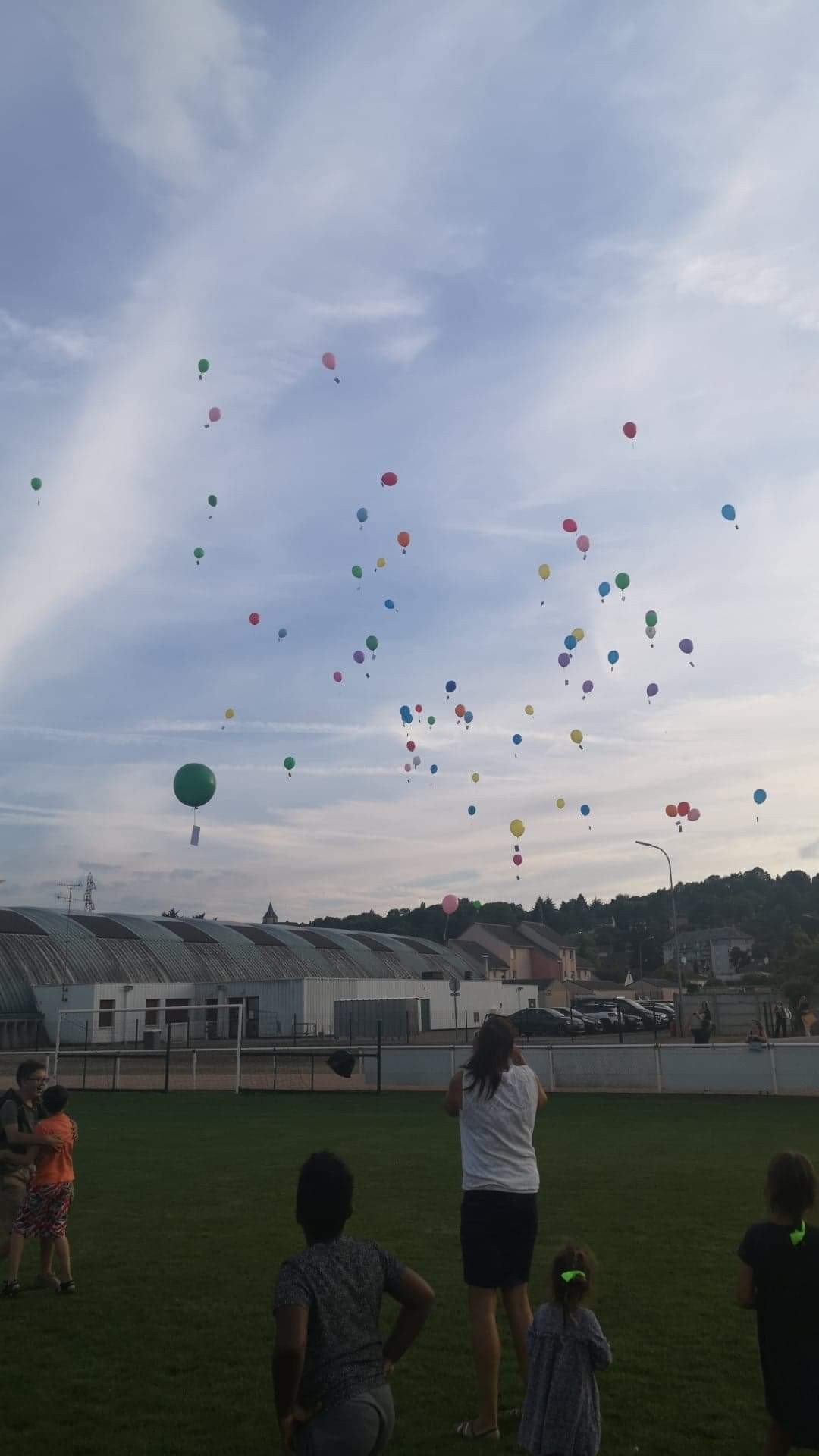 28 août Lâcher de ballons pour la Paix dans le Monde